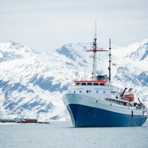 6 Popular Antarctica Cruises for Seniors