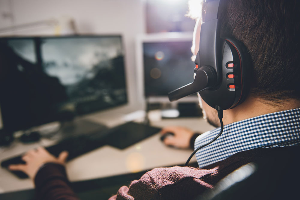 Gaming Headphones &#8211; Options, Prices, and Things to Consider