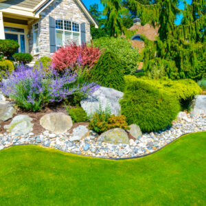 8 Simple Front Yard Landscaping Ideas