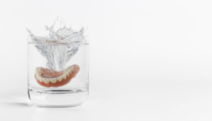 Factors to consider while choosing a denture