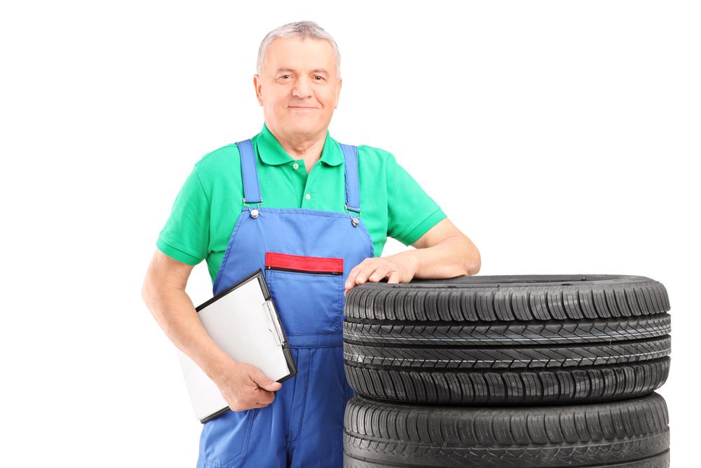 Things to Look For While Buying Replacement Tires