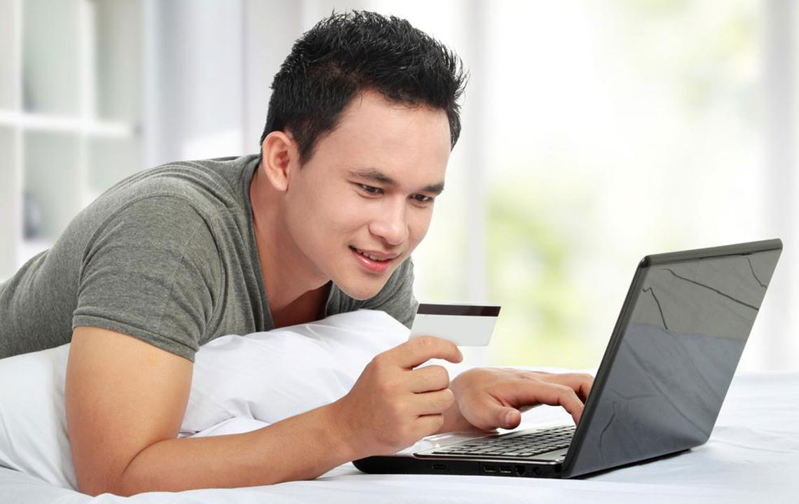 Tips to be kept in mind for a teen while checking accounts