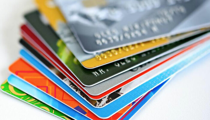 4 ways to reap benefits from business credit cards with rewards program