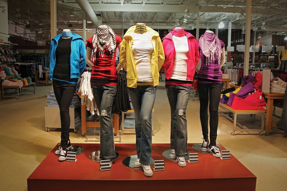 4 creative ways to use a cheap mannequin display