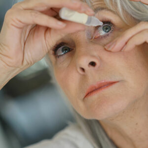 Dry eyes &#8211; Symptoms, causes, and treatment