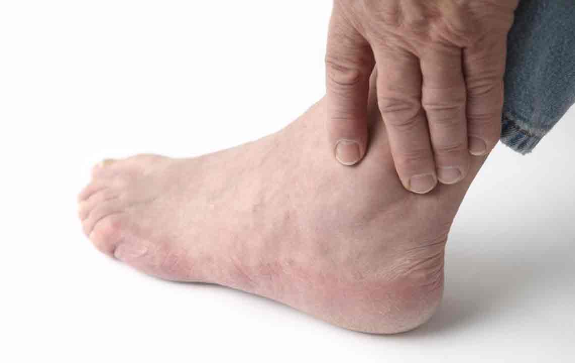 Find relief with these 5 home remedies for foot pain