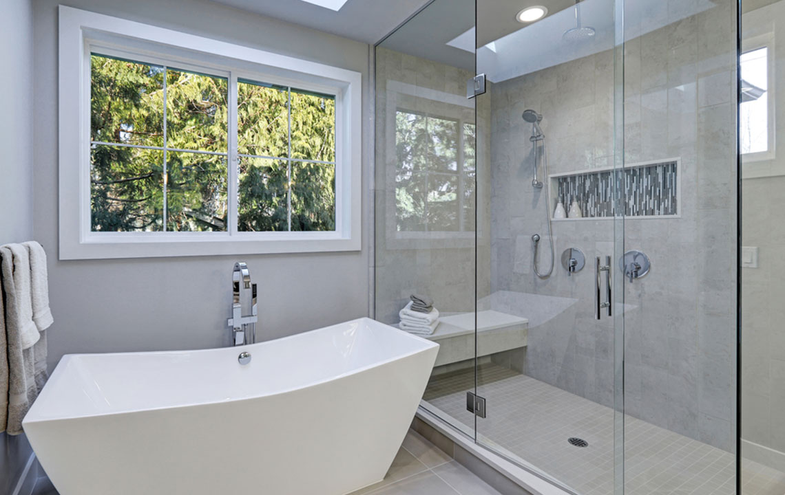 4 benefits of walk-in tubs for seniors