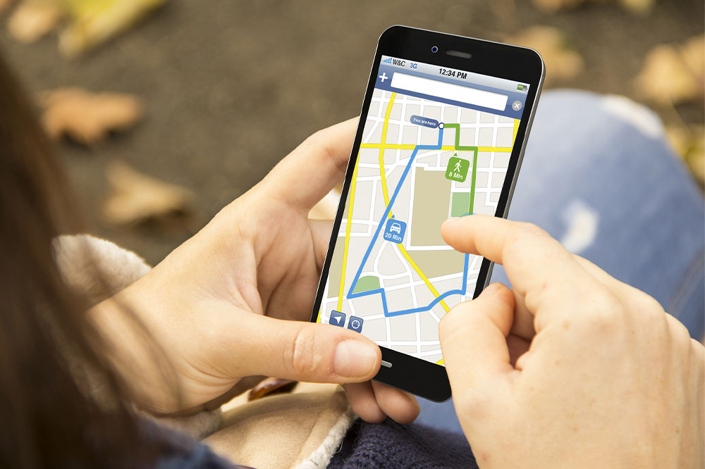 Know about the Laws and Scenarios for Tracking Cell Phones